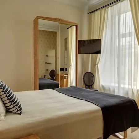 New Multiapart In Paris Appartamento